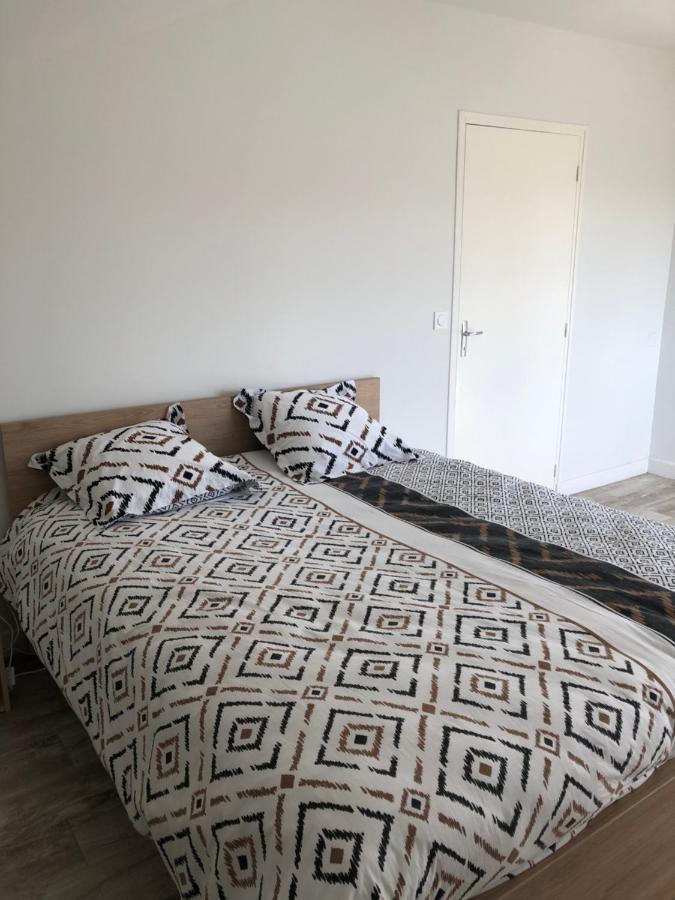 Appartement Cosy Et Lumineux Caussens Екстериор снимка